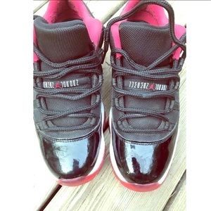 Jordan XI 11 “Low Bred”